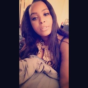 Meet your Posher, Sade